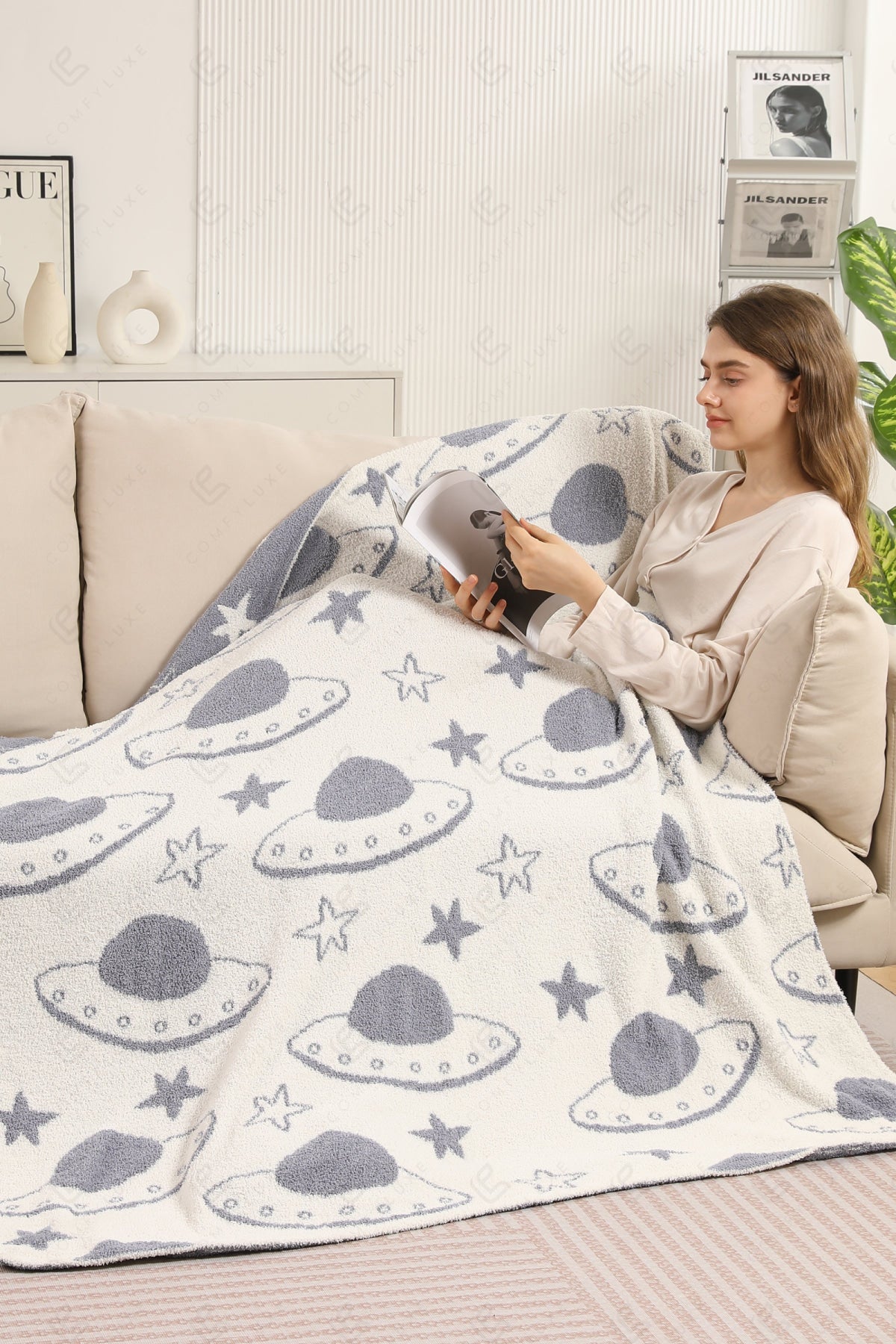 UFO & STAR PATTERN THROW BLANKET UFO THROW BLANKETS